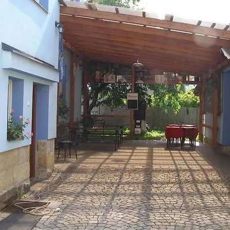 Klub U Namornika Maison d'hôtes Dvůr Králové nad Labem